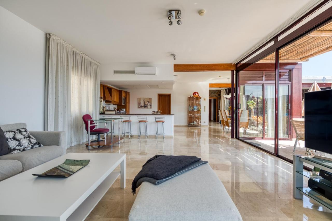Sunset Villa Ла-Плая-де-Тауро Экстерьер фото